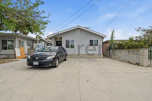 17406 Horst Ave Photo 1