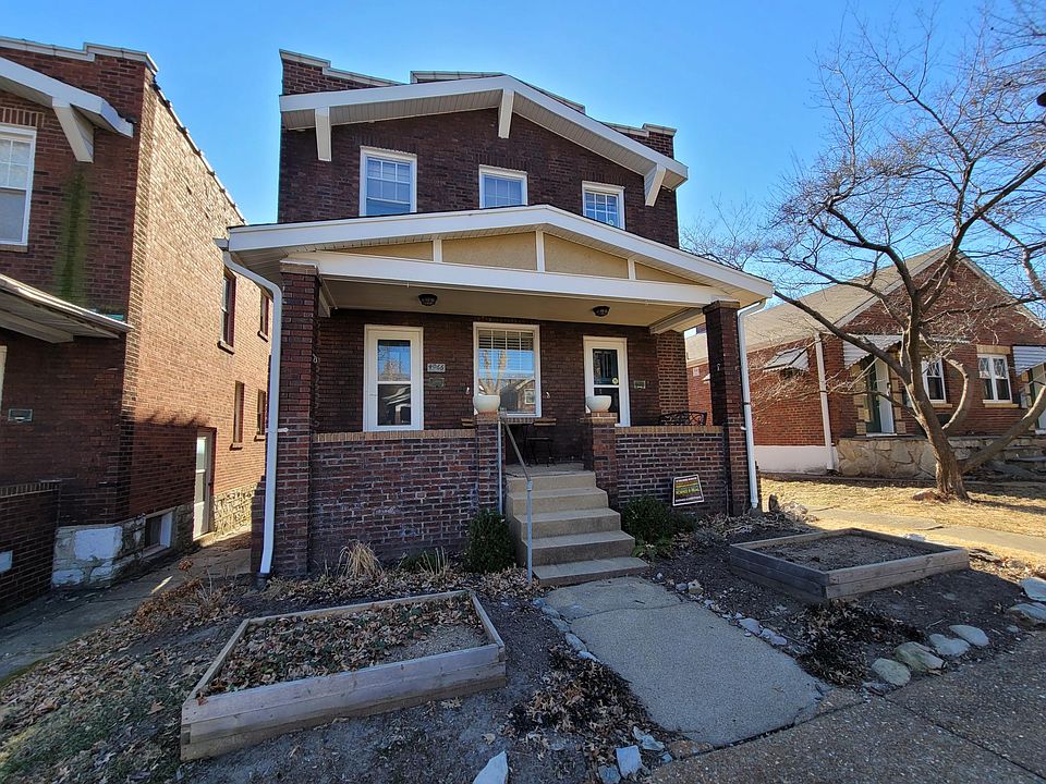 Front of the house, Apt A Door is on the right
