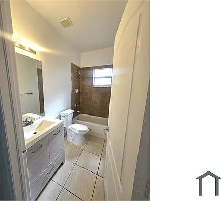 10357 SW 178th St — Photo 4