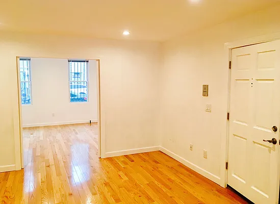 Rented by Brooklyn Real Estate Services | media 27