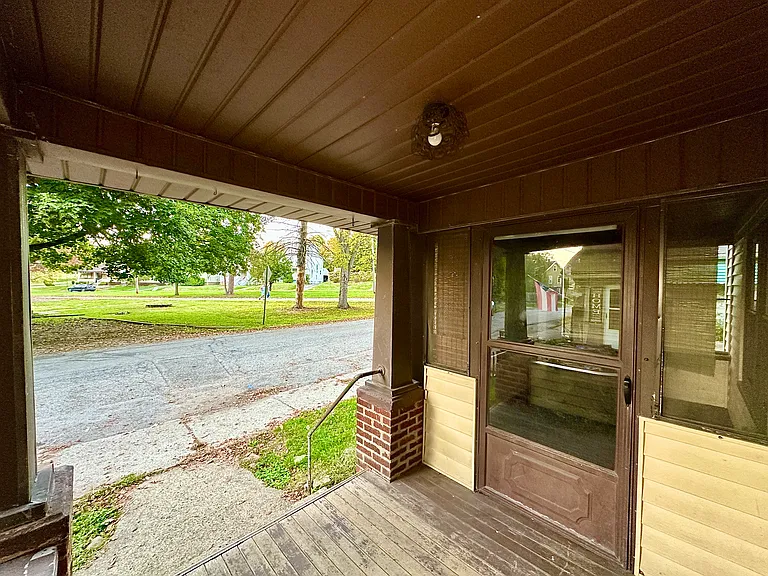 720 Neshannock Blvd — Photo 11