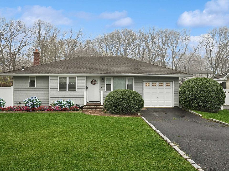 42 Howell Drive, Smithtown, NY 11787 Zillow