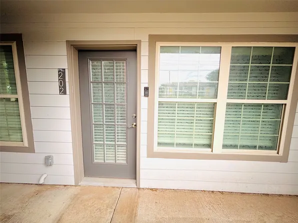 6108 Abrams Rd APT 202, Dallas, TX 75231