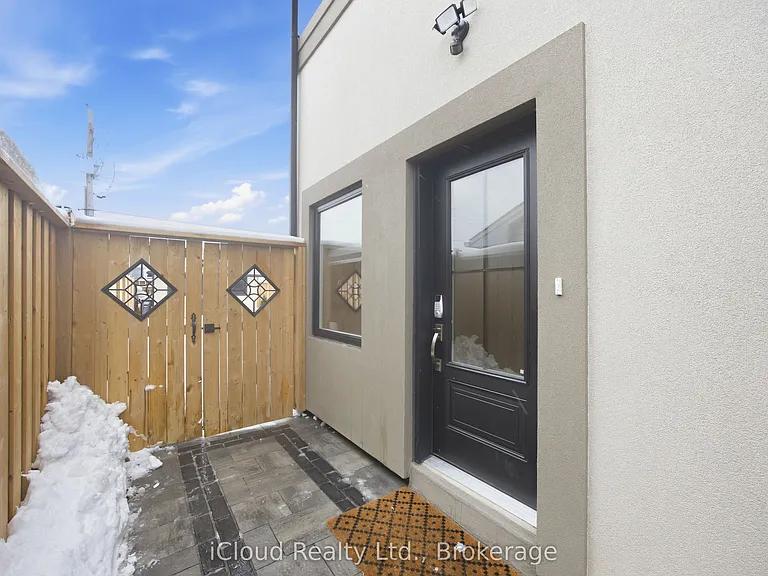 23 Swanhurst Blvd #B — Photo 16