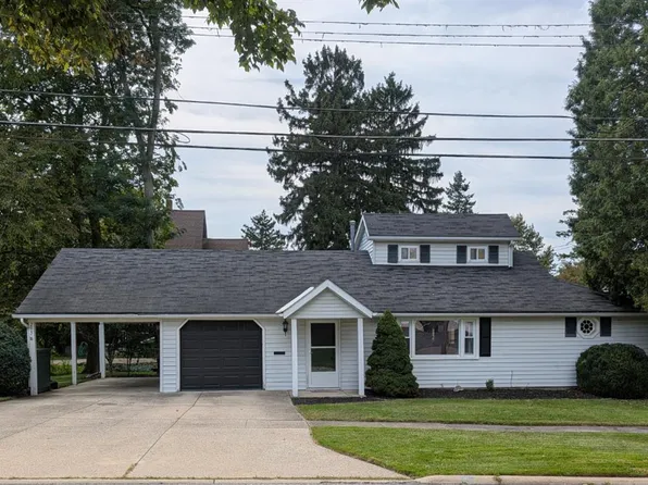 793 Park Ave, Amherst, OH 44001