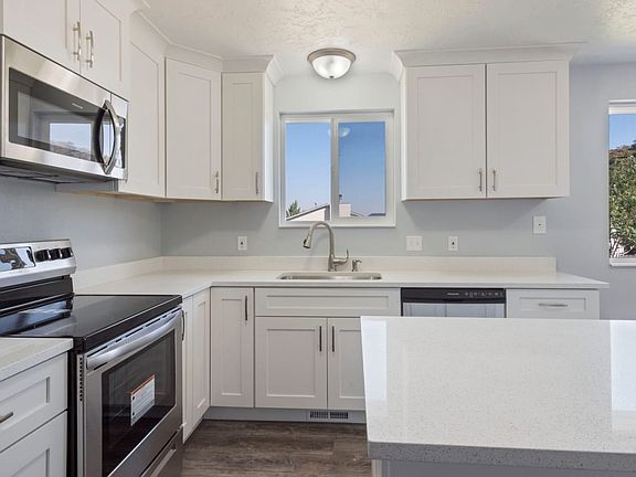 2nd image of 5546 W Westslope Dr