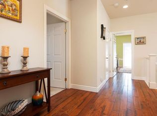 10 Twin Creeks Ct, Novato, CA