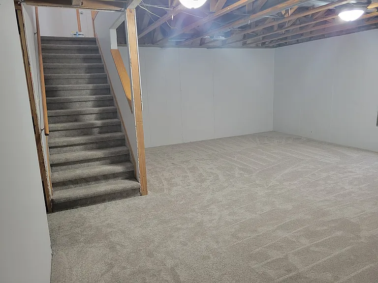 408 E Berry Ave — Photo 8