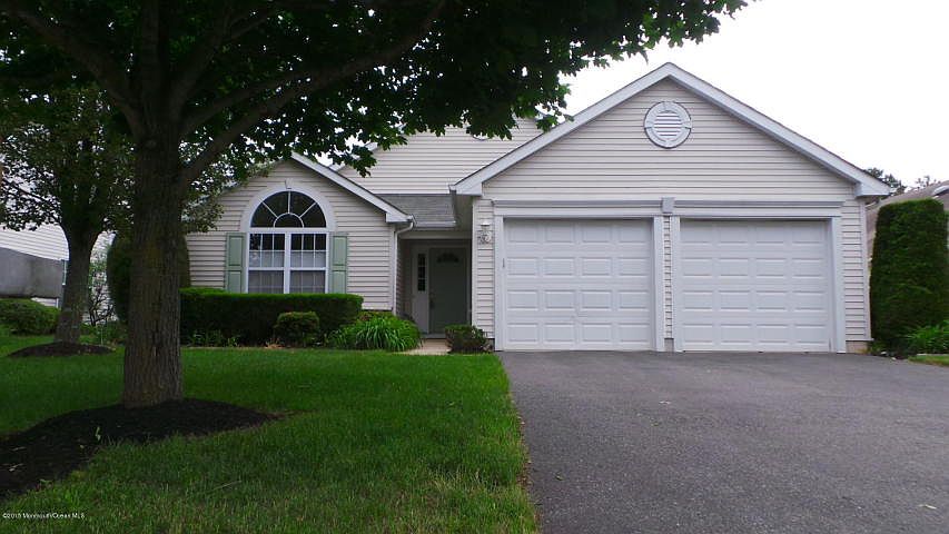 1st image of 45 Rosewood Dr