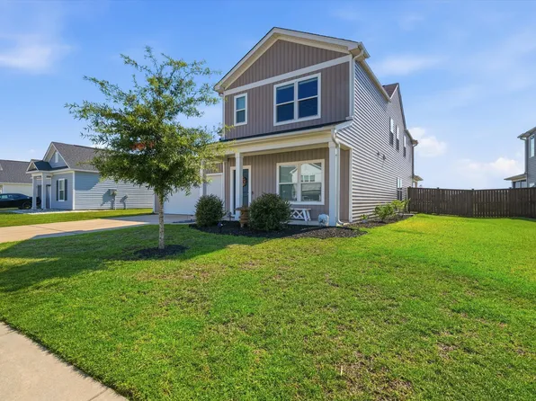 292 Lucca Dr, Summerville, SC 29486