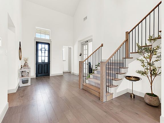 3rd image of 10067 Clover Forest Ct