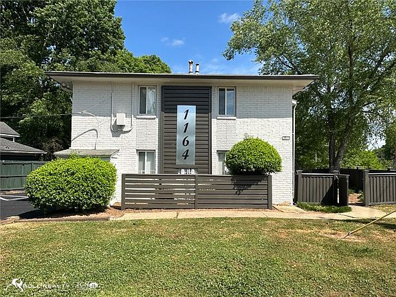 2nd image of 1164 Alta Ave NE