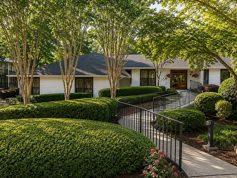 Avana Court — Photo 49