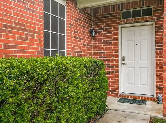 2nd image of 7801 Mirror Rock Ln