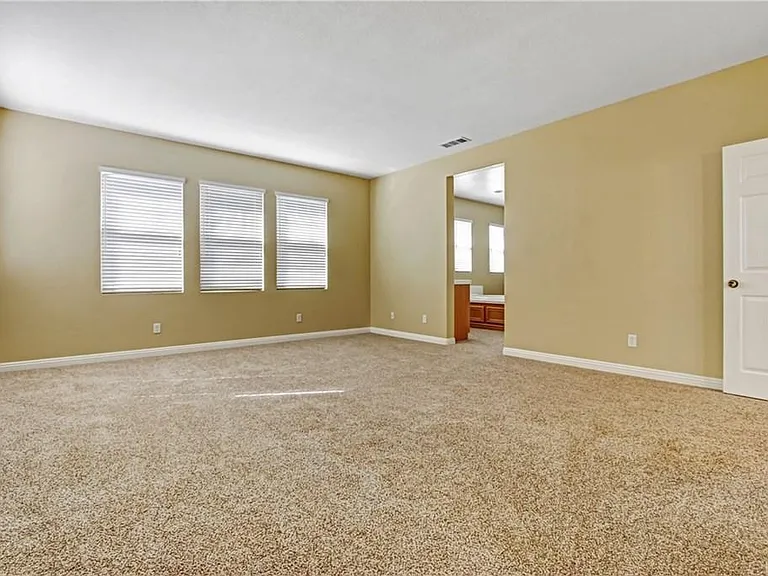 8265 Lavender Ln — Photo 11