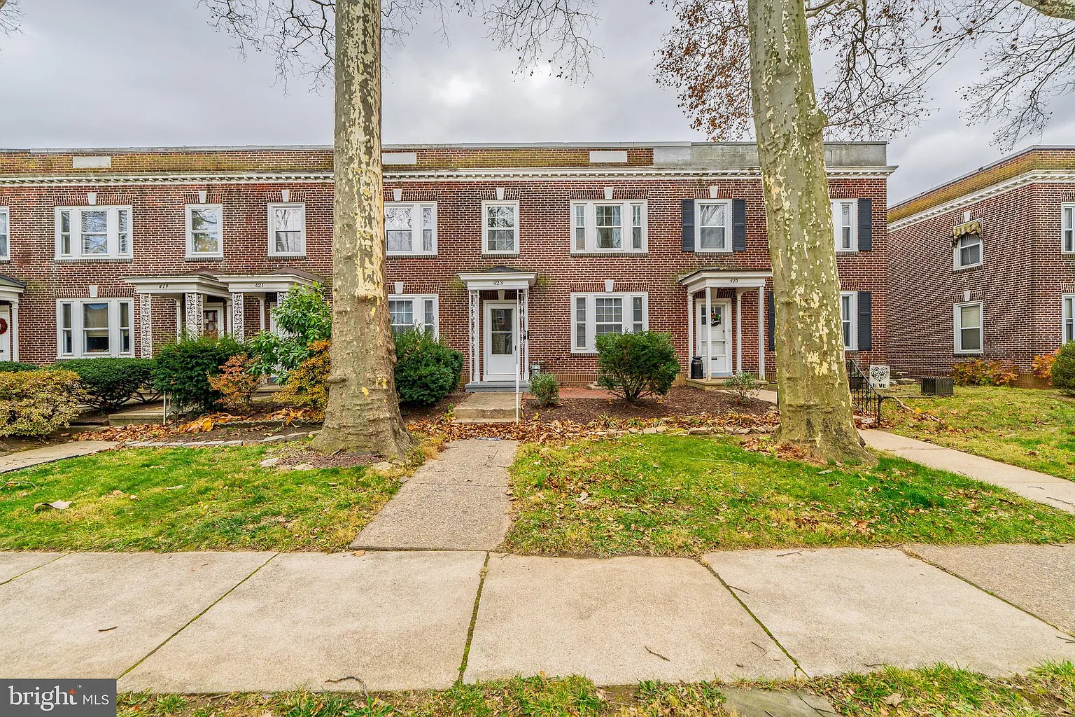 423 Sunset Rd photo 1