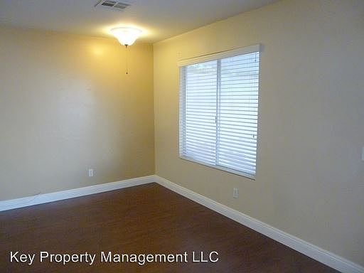 5th image of 9465 Coral Berry St