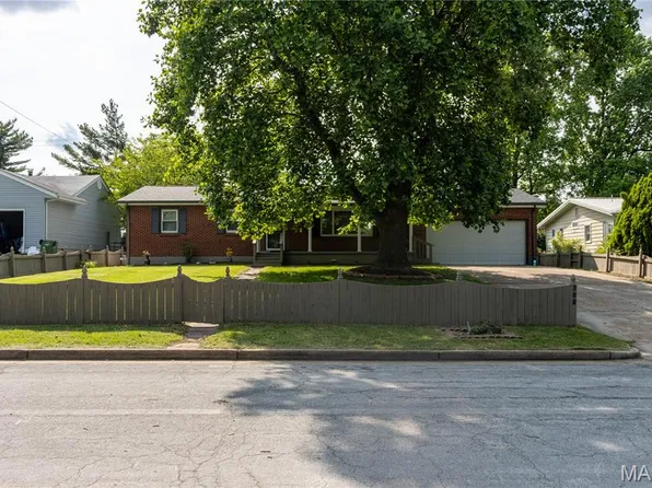 811 Bray Ave, Rolla, MO 65401