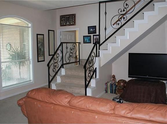 Lower Master Sitting Area 