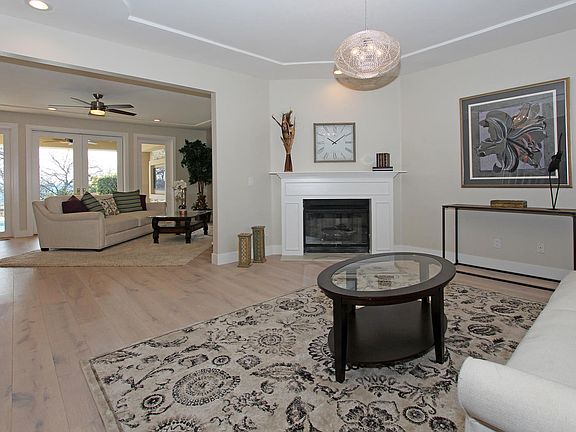 5th image of 117 Dawn River Way