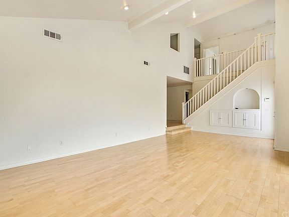 4th image of 1413 S Montezuma Way