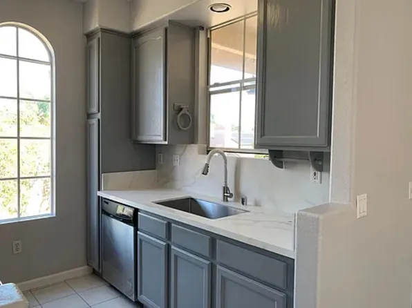 8658 New Salem St, San Diego, CA