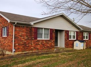 1752 Hansborough Rd, Cecilia, KY 42724