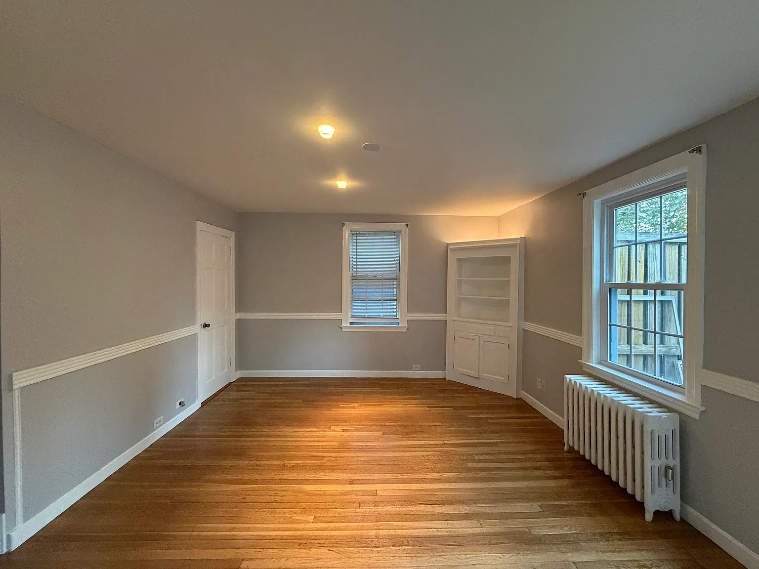 2 bed, 1000 sqft, $3,000 — Photo 1
