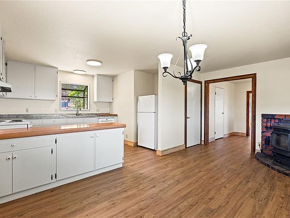 Dining area and wood pellet stove