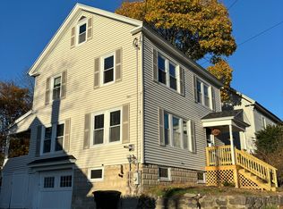 73 State St, Gorham, ME 04038