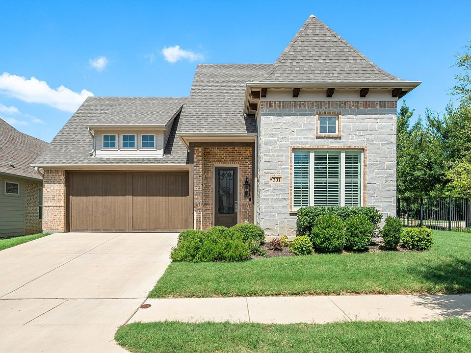 1st image of 301 Elkhorn Trl