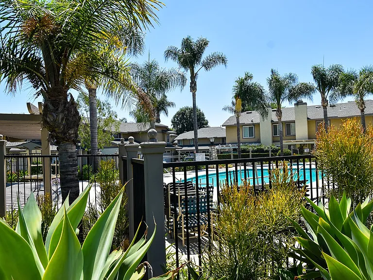630 W Palm Ave #12 — Photo 11