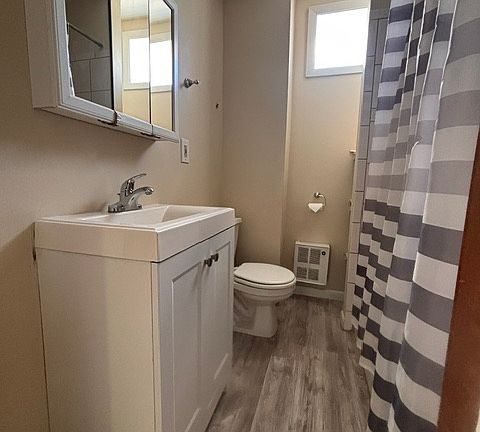 3rd image of 263 Main St #263B