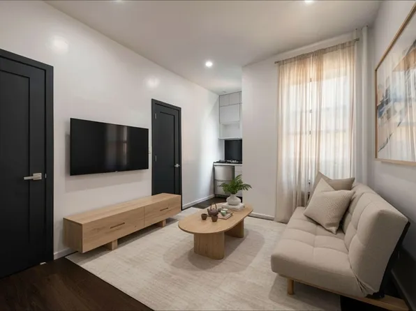 96 Perry St APT B17b, New York, NY 10014