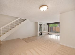 2224 Woodside Ln UNIT 2, Sacramento, CA 95825