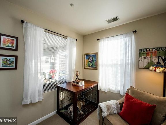 5th image of 30 Greystone Ct APT L