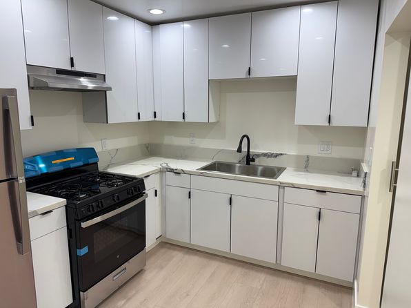 1242 N New Hampshire Ave #1