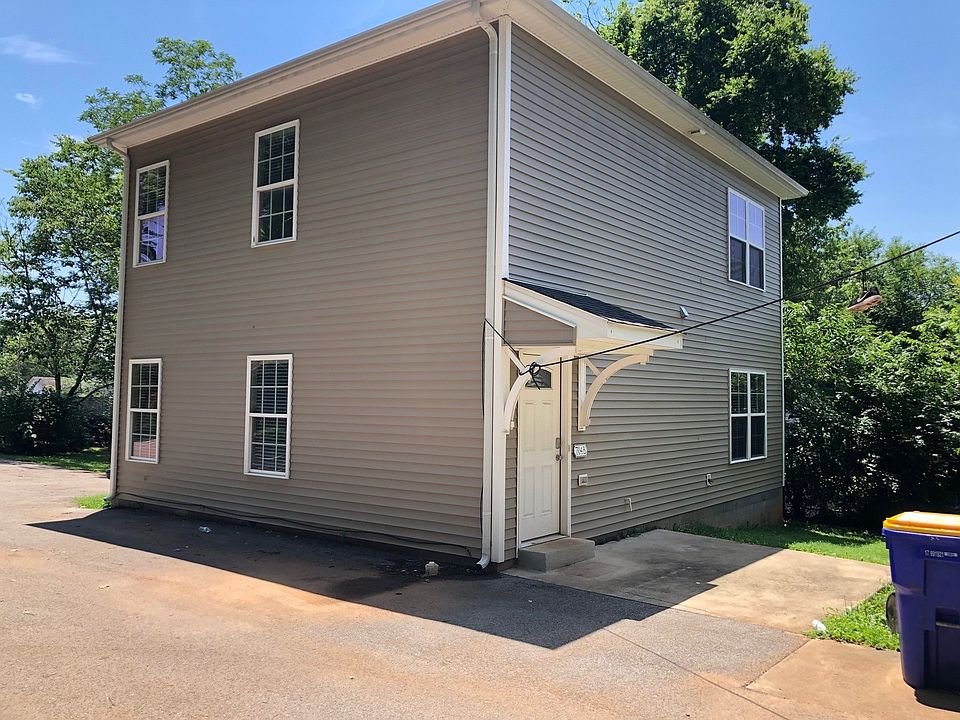 1st image of 704B Cabell Dr
