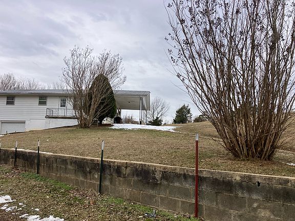 2nd image of 480 Tweed Springs Rd