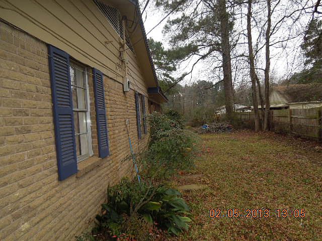2nd image of 175 Mayo Rd