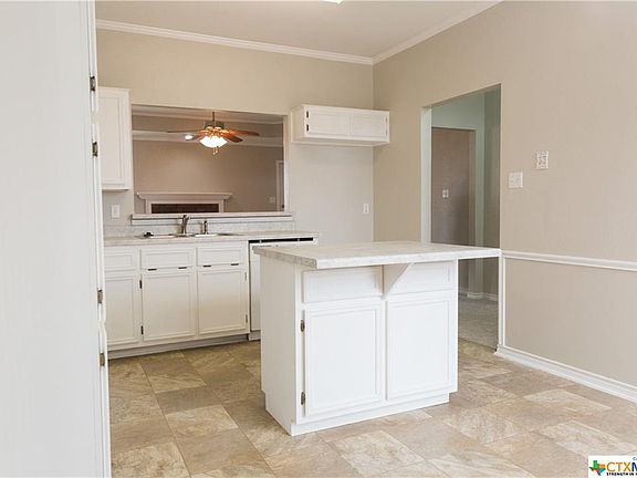 5th image of 611 Lisa Ln