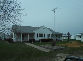 51952 Audrain Ln, Vandalia, MO 63382