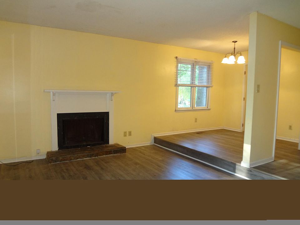 2nd image of 106 Noel Ann Ct