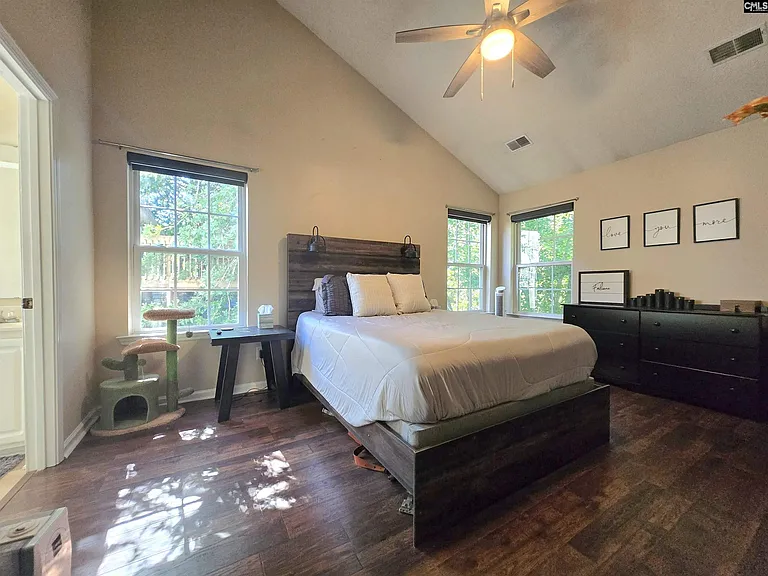 3 Beacon Ct — Photo 12