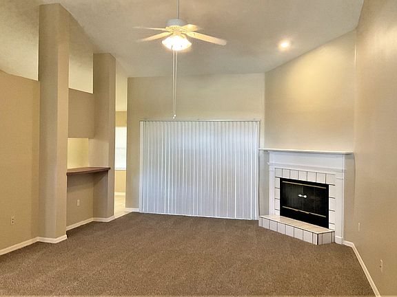 5th image of 729 Hunt Dr