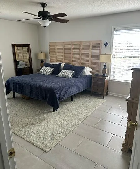 King bed, side tables and room to spare