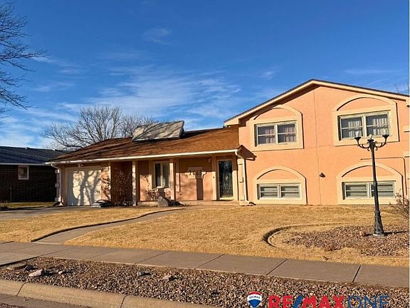 3rd image of 2613 Rowland Rd