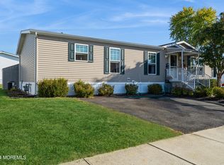 88 Cardinal Way, Freehold, NJ 07728