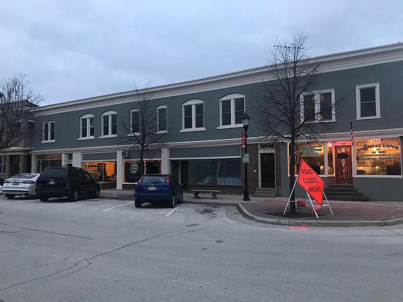 3rd image of 126 W Broadway