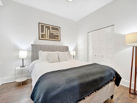 4th image of 1004 W Dakin St APT 2